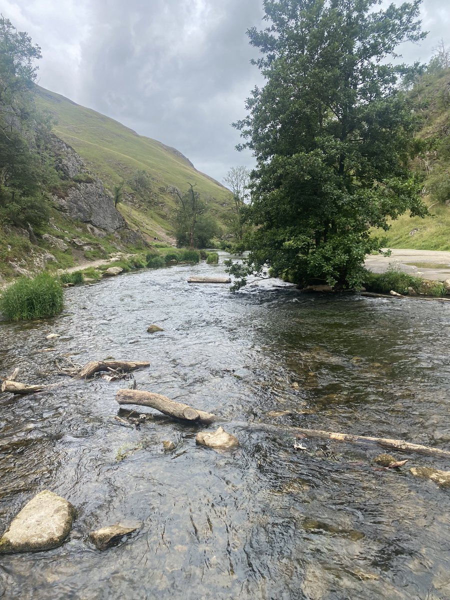 ShenstoneLodge's tweet image. We enjoyed a wonderful if a little wet, walk to the stepping stones at Dovedale today #HealthyHappySafe