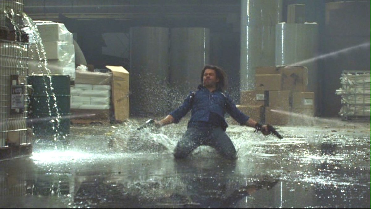 Murfette_'s tweet photo. @Dean_Devlin Wow,which is the best epi. CK puts so much into every performance. Most spectacular the gunfight in Big Bang!  Most emotional the Fractured Job, finding out he sings in the Studio, playing Willie Riker so funny. In AP Daddy needs a ride. Librarian -beneath the stones -Monkey King https://t.co/xbprFB16nB