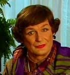 die Loes zou zomaar een typetje van Wim de Bie kunnen zijn. .  #benbvolliefde