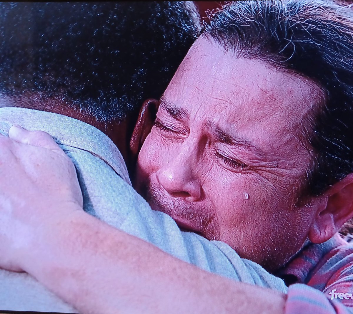 Murfette_'s tweet photo. @Dean_Devlin Wow,which is the best epi. CK puts so much into every performance. Most spectacular the gunfight in Big Bang!  Most emotional the Fractured Job, finding out he sings in the Studio, playing Willie Riker so funny. In AP Daddy needs a ride. Librarian -beneath the stones -Monkey King https://t.co/xbprFB16nB