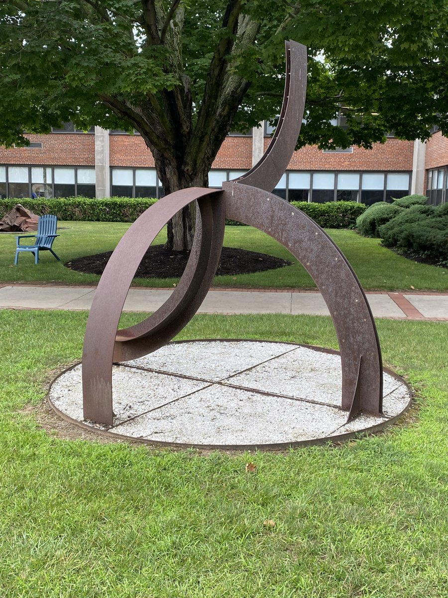 MrValencia24's tweet photo. @DianeDevine18 Here is a nice piece from Mercy College - #MathPlay 🧮🎨#MathPhoto23
#ITeachMath #MTBoS #MathChat #math #maths #BuiltMath https://t.co/0NXrzn09eW