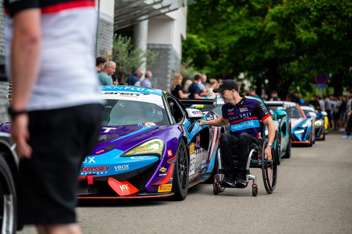 Check out these epic shots of our friends at @TeamBRITracing from @circuitspa 🏁🏆🔋 
📸: 938 Media & Dan Baithe 
#MondayMotivation #OdysseyBatteryEMEA #OdysseyBattery #MyOdyssey #Motorsport #DisabilityAwareness #Mclaren #FastFamily #MclarenTrophy #Spafrancorchamps