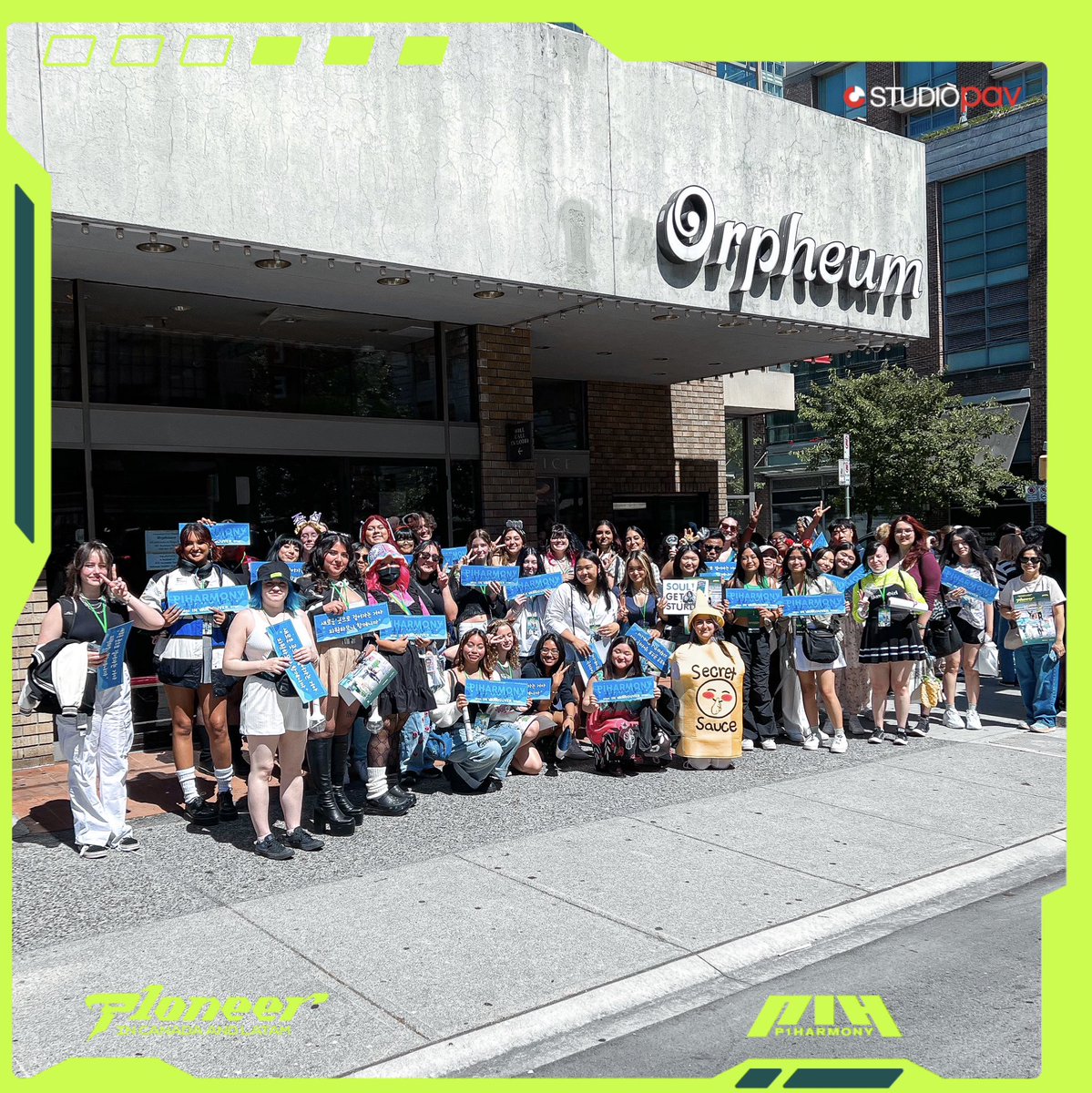 studio_pav's tweet photo. Vancouver #P1ece 🇨🇦 @P1H_official has 𝗯𝗲𝗲𝗻 𝗮𝗿𝗼𝘂𝗻𝗱 𝘁𝗵𝗲 𝘄𝗼𝗿𝗹𝗱, but never seen a crowd like you 😏 

#P1HARMONY #피원하모니 #P1H #P1ustage_H #P1ONEER #P1HARMONYinLATAM #P1HARMONYinCanada https://t.co/mlqmBz3OD2
