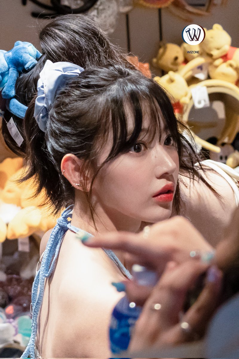 Gizmo0936's tweet image. 『220710』香港迪士尼樂園

#LE_SSERAFIM #르세라핌
#SAKURA #사쿠라 #宮脇咲良 #IZONE