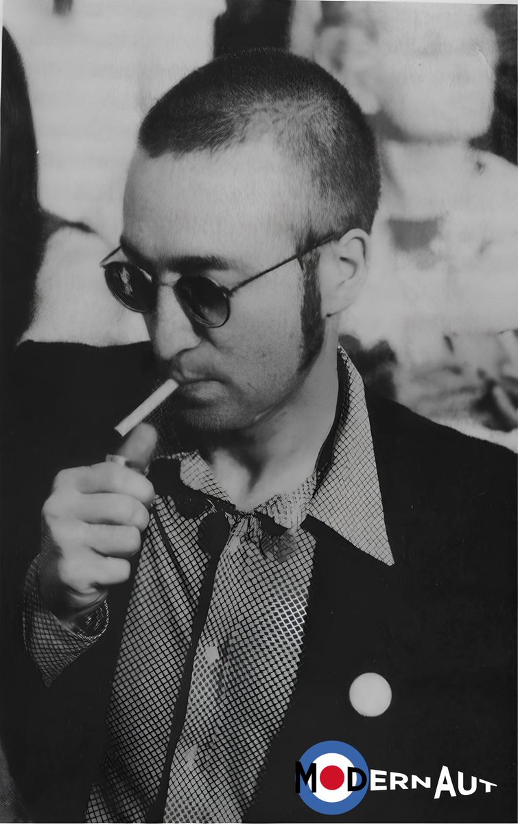 RT @poterealpop: John Lennon skinhead look! https://t.co/Qva51yBcPb