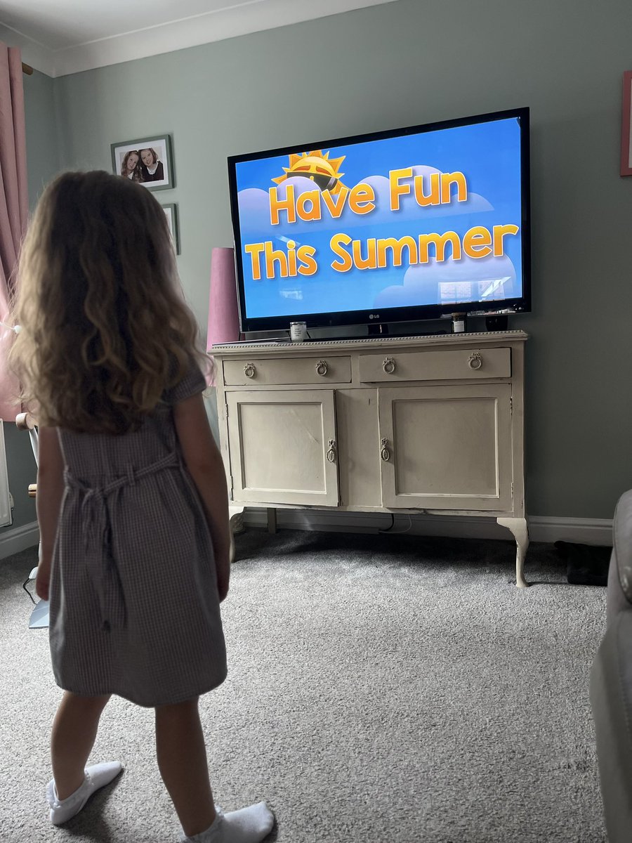 mrskinglll's tweet image. Oh how we have missed Jack Hartman….. #homework #seedlingclass @CastlechurchHub @ChildrenFirstLP