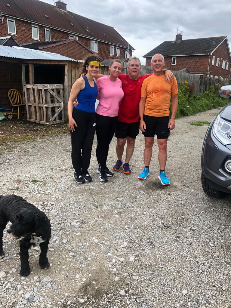 7k run with the gang tonight 🏃🏃‍♀️🏃🏃‍♀️💪💕 so tired now 😴 #autoimmunelife #sclerodermawarrior x