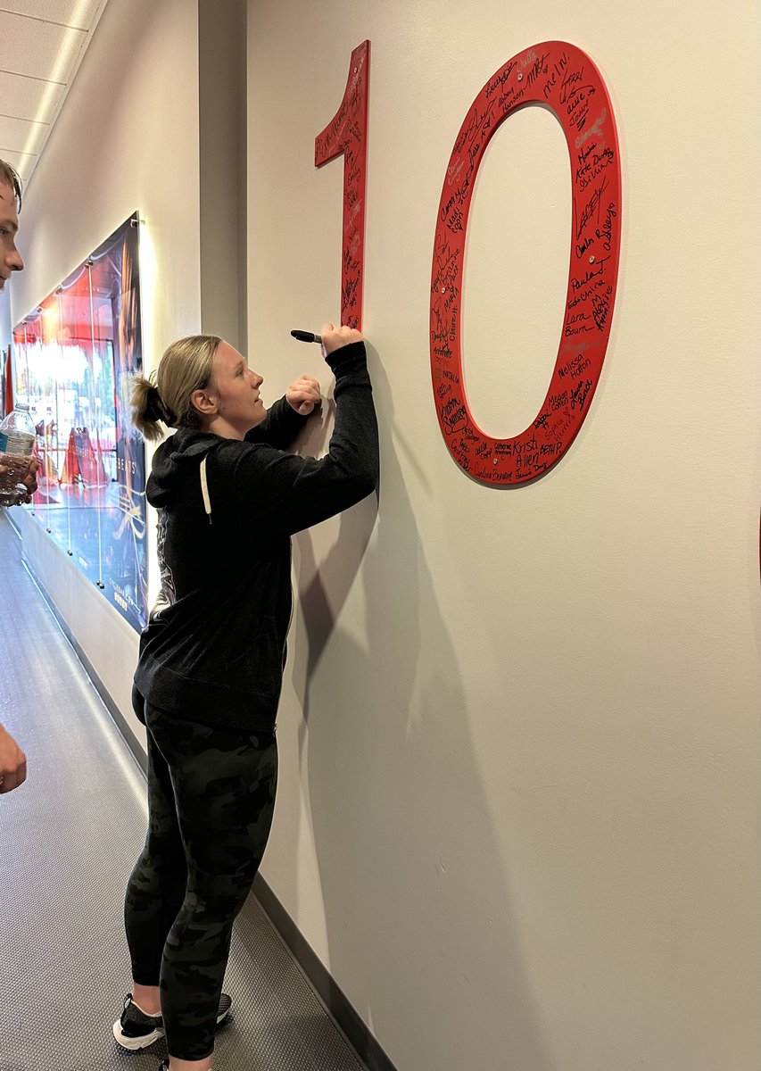 DaniD97's tweet photo. Completed 100 rides at my cycle studio :) https://t.co/avw6mgl5N1