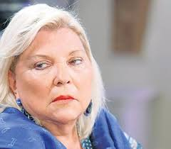Cordobe67843099's tweet photo. Acabo de leer a Kicillof citar a Elisa Carrió: "En resumen, sostengo lo que expresó hace unos días Elisa Carrió: si ganan, quitarán derechos y eso solo es posible con violencia. Por eso, en estas elecciones el dilema es entre DERECHA o DERECHOS"
#Asqueada es poco
Fin de la cita https://t.co/OF55TLOPY3