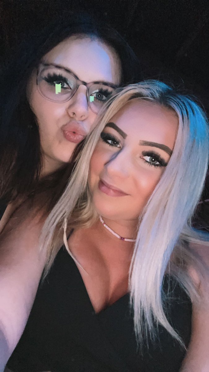 we’ll be live by 11 EST :)