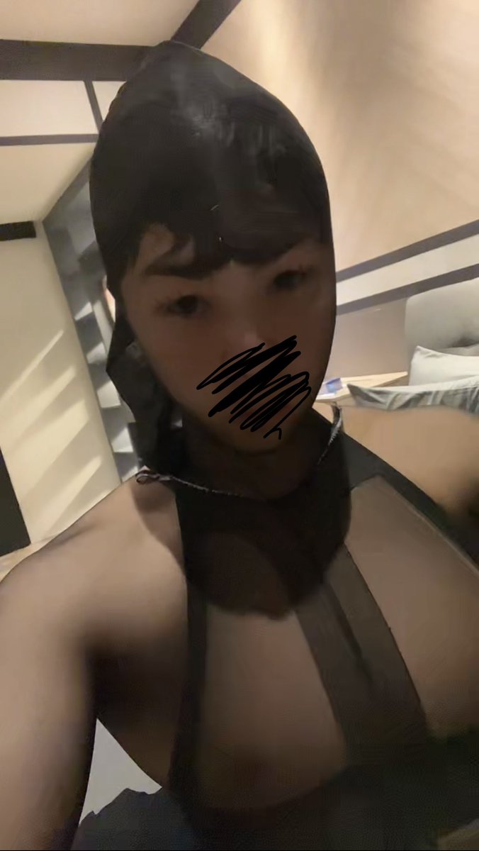 第一次丝袜全包睡了一整晚，感觉真的好特别呀