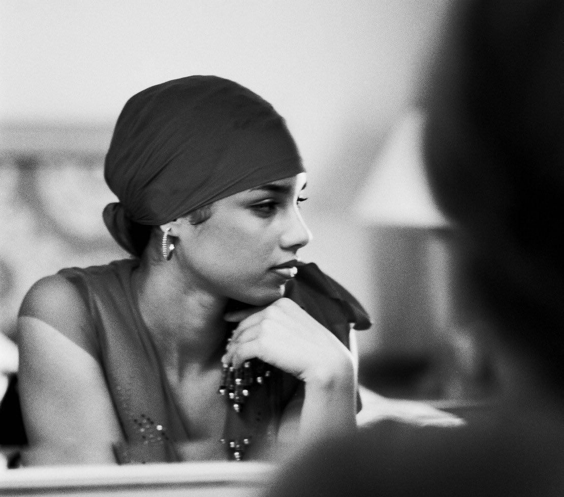 manueldesigner_'s tweet image. Icon 💜