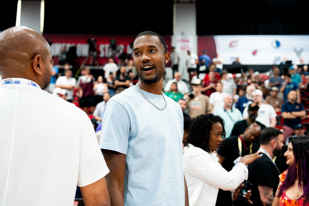 .@evanmobley enjoying his time at #NBA2KSummerLeague