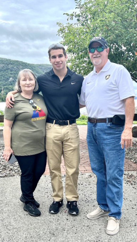 PHOTO: Franklinton (La.) linebacker Khaled Waliagha reported for Army Prep R-Day today. Waliagha pictured with grandparents Charlie and Charlotte Fasola #ArmyFootball