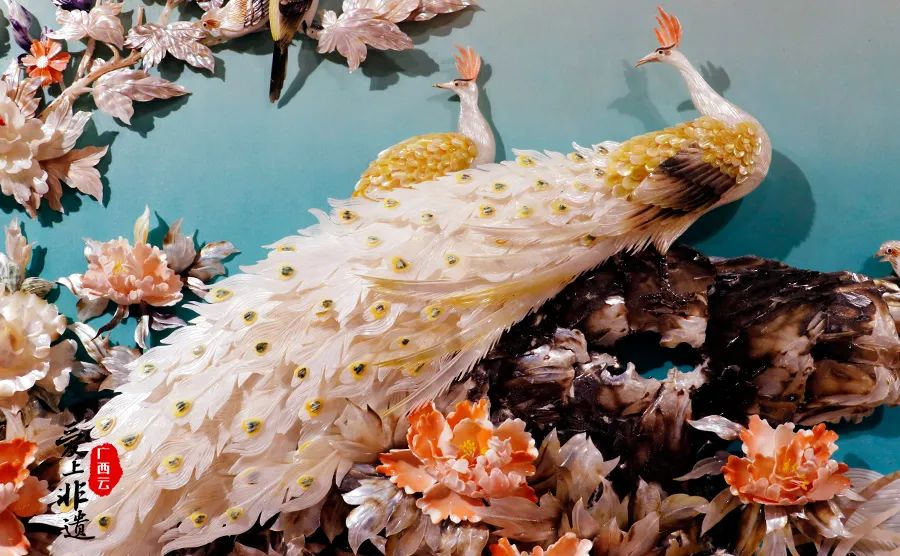 Splendors_of_GX's tweet photo. [#ICHinGuangxi] Beautiful! #Beihai shell carving utilizes natural shells as raw materials, making skillful use of their natural colors, textures, and shapes. #guangxi #seashell #shellcarving #handicraft https://t.co/YSXSLgt82v