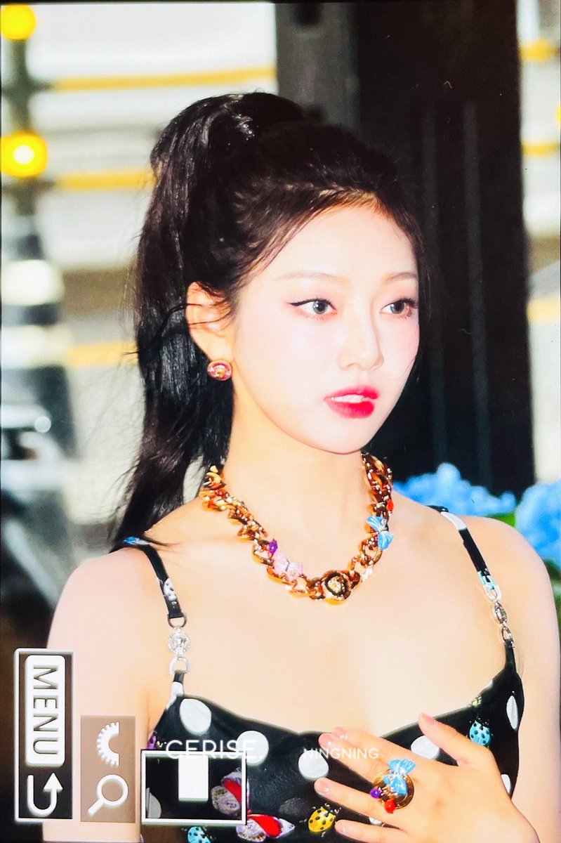 cerise1023's tweet photo. 230711 VERSACE

#에스파 #닝닝 #AESPA #NINGNING https://t.co/Zd6iZnRQYk