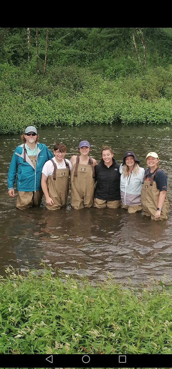 oikossokio's tweet photo. In the afternoon, samplings of the water quality of inland waters of High Lands of Santa Cruz began. #LimnologySummerSchool @espol @DEC_INV_ESPOL @CADS_ESPOL @aramirez1979 @CarlosMonsalveA @AndreaRosado92 @luzmasoto @ldominguec @IndiraNolivos @Lucianagbarbos1 @paolompp @nardy10 https://t.co/xUc3UTYq0y