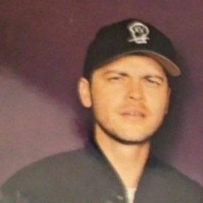GoodboyAvery's tweet photo. #NewProfilePic https://t.co/ca3XtbrJyL