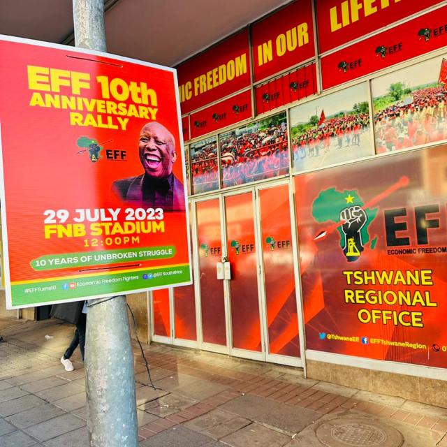 JaySDlamini2's tweet photo. The walking killing machine @Julius_S_Malema. July 29 is our language this month ❤️💚🖤

#EFFTurrns10 https://t.co/fq3ATEo9QH