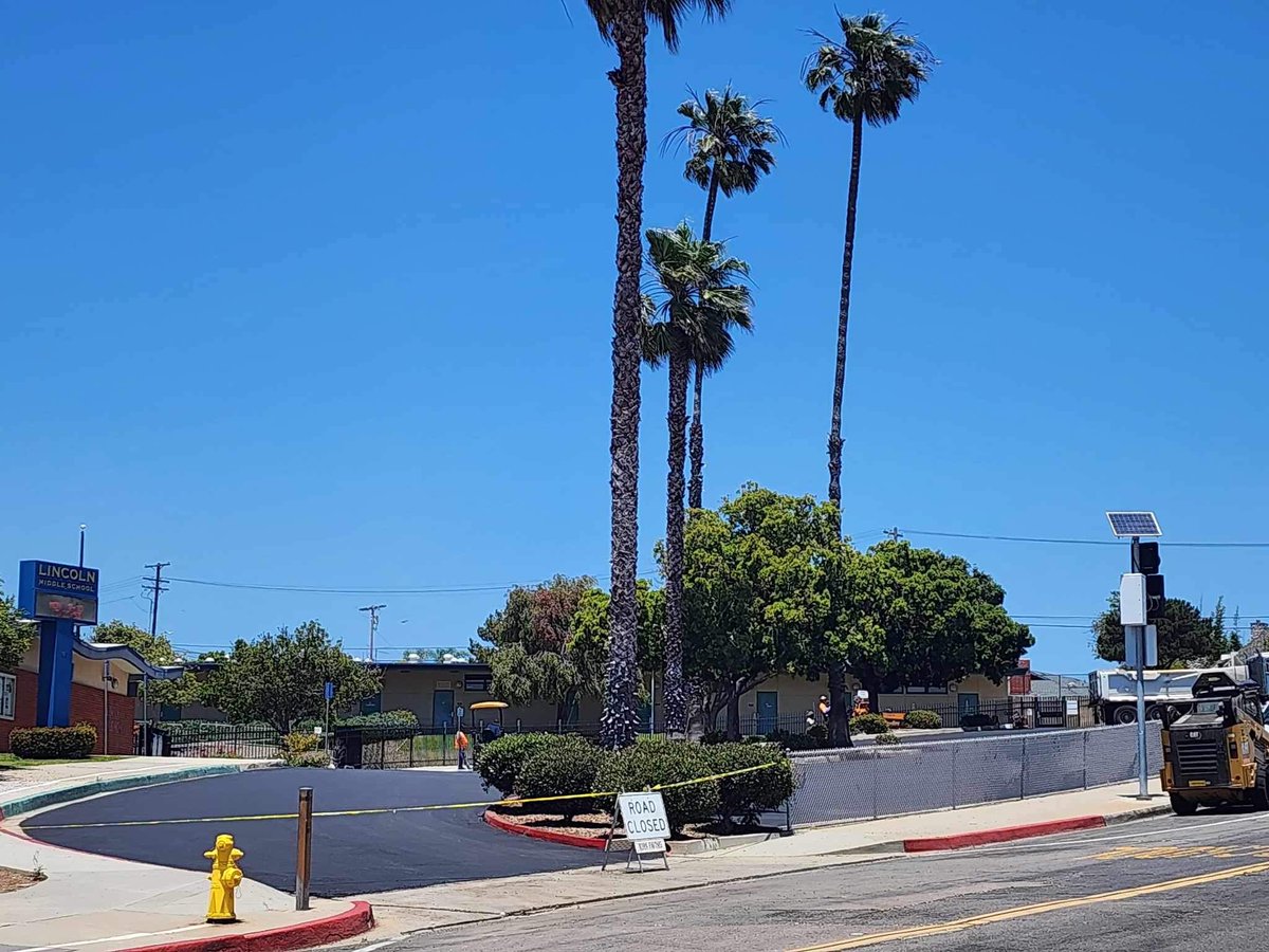 Lincoln Middle School tweet media