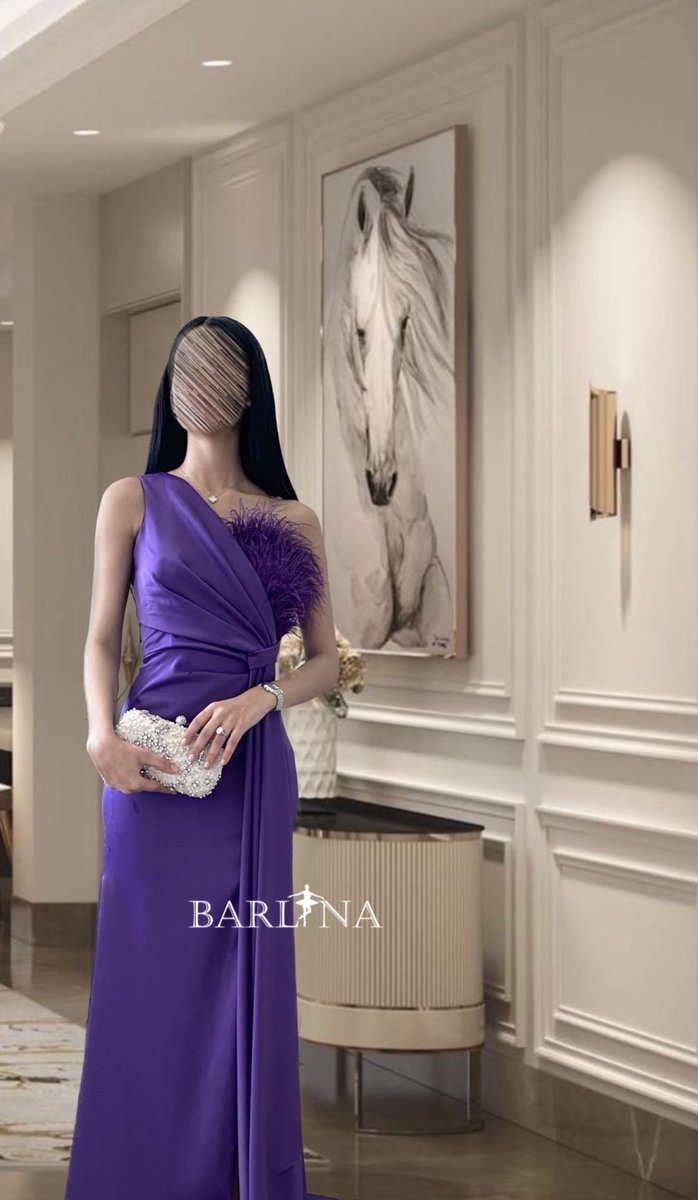 تبغين فستان ماسك عالجسم، و تقدري تلبسيه لكذا مناسبة .

شوفي معاي 🤌🏻💜💜