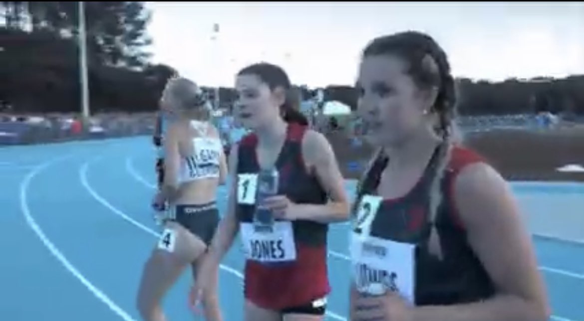 Carwyn Jones tweet media