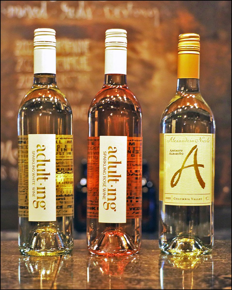 Margot Sinclair Savell tweet media