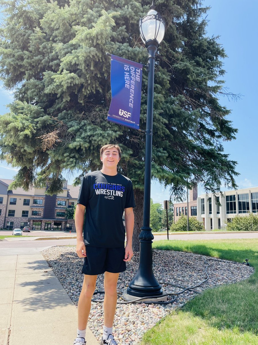 KadenNicolas1's tweet photo. Thanks @mcmeuleners for having me out on my first visit at @USF_MWrestling and showing me around the campus. I had a great time learning about the school. https://t.co/Ib4INsgg5W