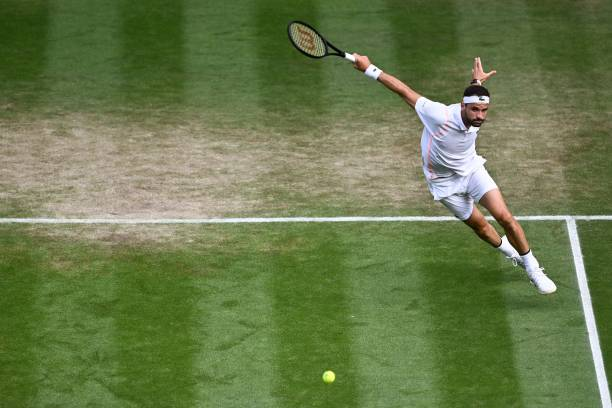 Photo of the Day

Grigor Dimitrov on the swoop at #Wimbledon 

📸 Sebastien Bozon