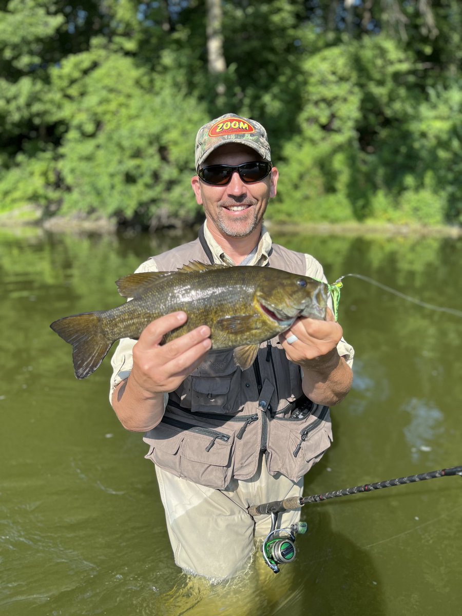 GrahamSlamFishn's tweet photo. The Fox River is my happy place. #smallmouthbass #bassfishing https://t.co/66p5nTvuVi