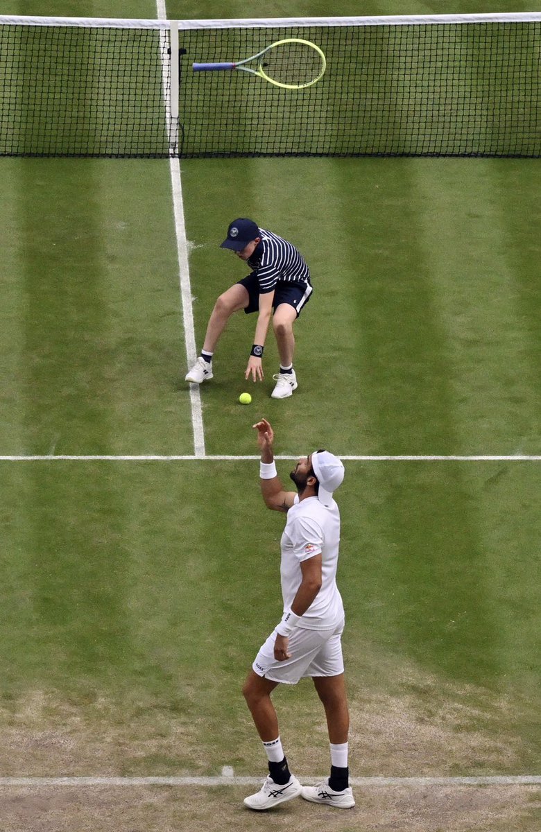 Wat. Een. Foto.
(Beeld @TopshotKirk) #Wimbledon 
#MatteoBerrettini #wimbledon2023