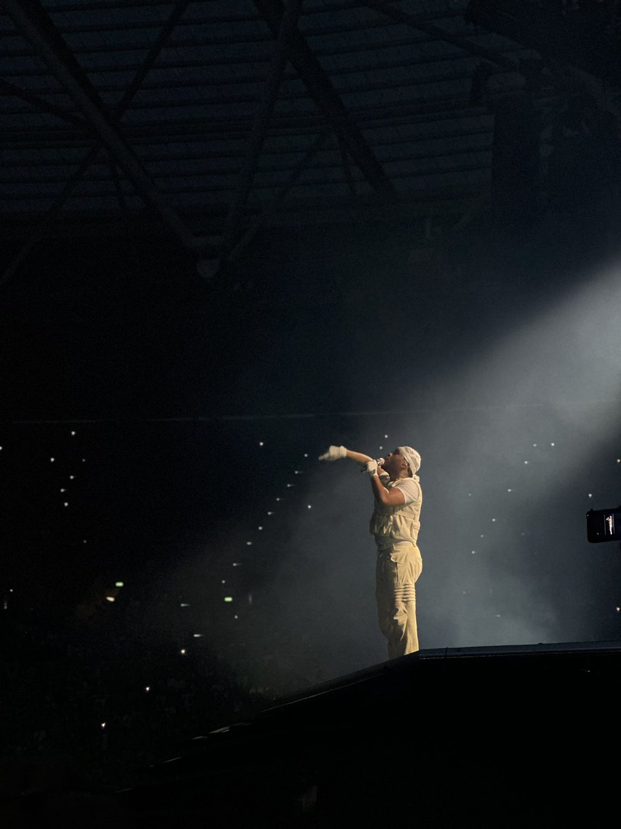 ppuppet_'s tweet image. still can’t believe it 🥹🖤