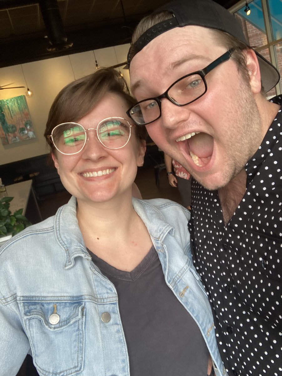 casualcovert's tweet photo. Got to meet the @yuwucyttv!!!! AHHH IT WAS SUCH A DELIGHT!! Keep being a fucking icon https://t.co/BxaEems98w