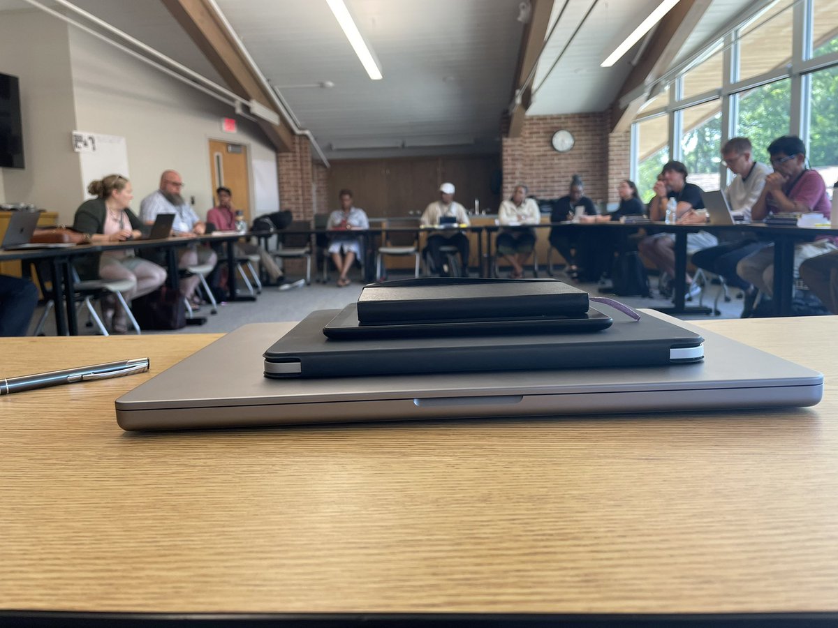 CLOatAU's tweet photo. Exploring #leadership through African American autobiographies, worship, and a powerful learning community @cicw 

@The_ILA https://t.co/GIedggHGOe