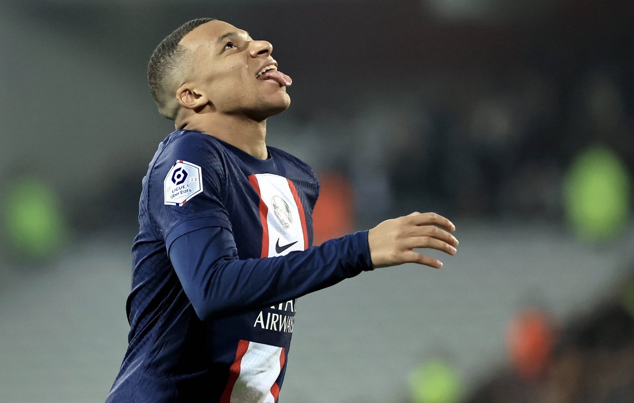 Psg report on twitter just in psg s idea is to put mbapp under