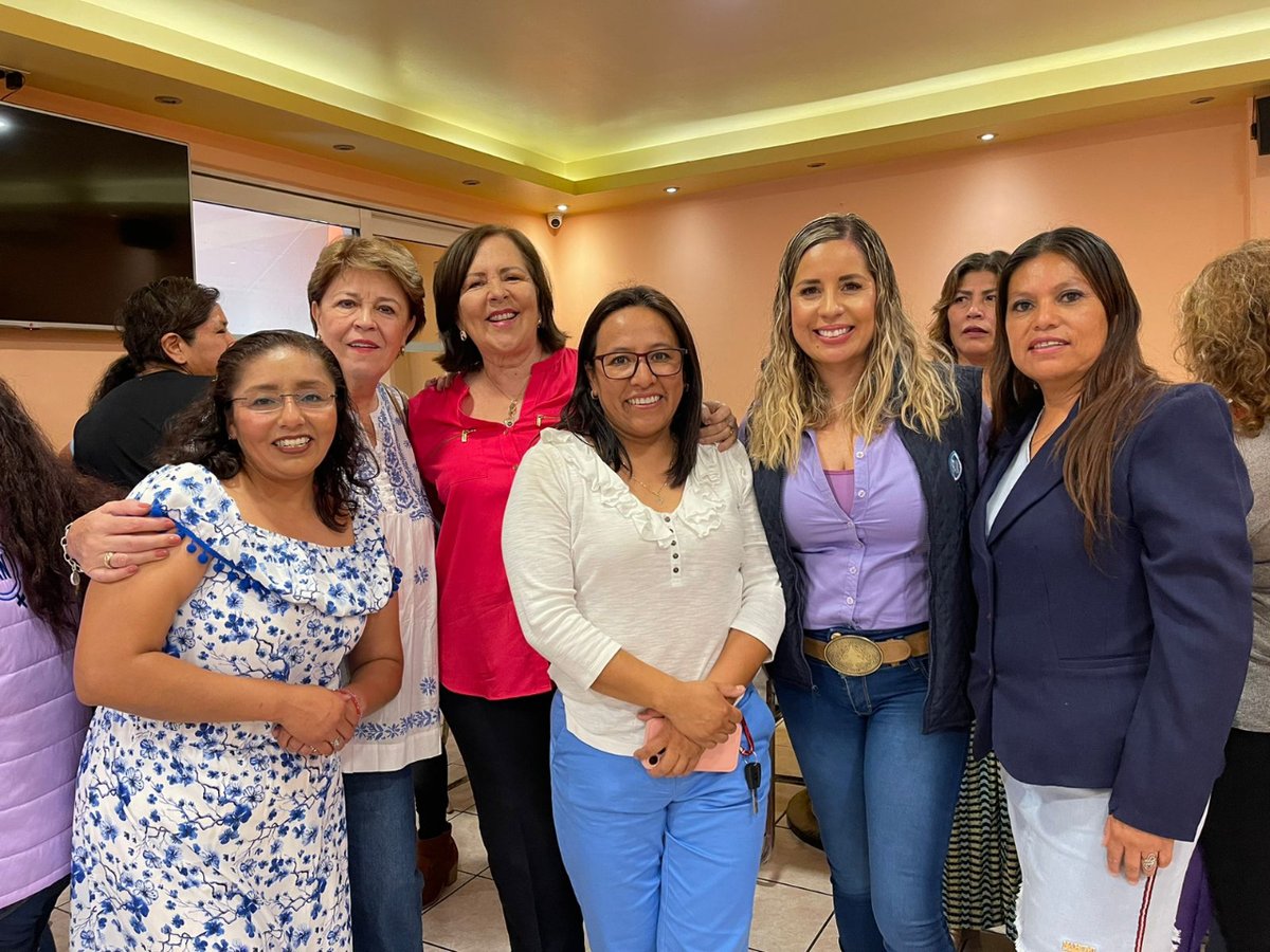 PANPuebla2427's tweet photo. El liderazgo político de las mujeres sirve como un ejemplo inspirador para otras mujeres y niñas, motivándolas a buscar oportunidades y creer en su capacidad para marcar la diferencia. Sigamos fortaleciendo esta red de líderes que cambiaran el rumbo de #Puebla.
#UnidasPodemosTodo https://t.co/uMyxomHIxX