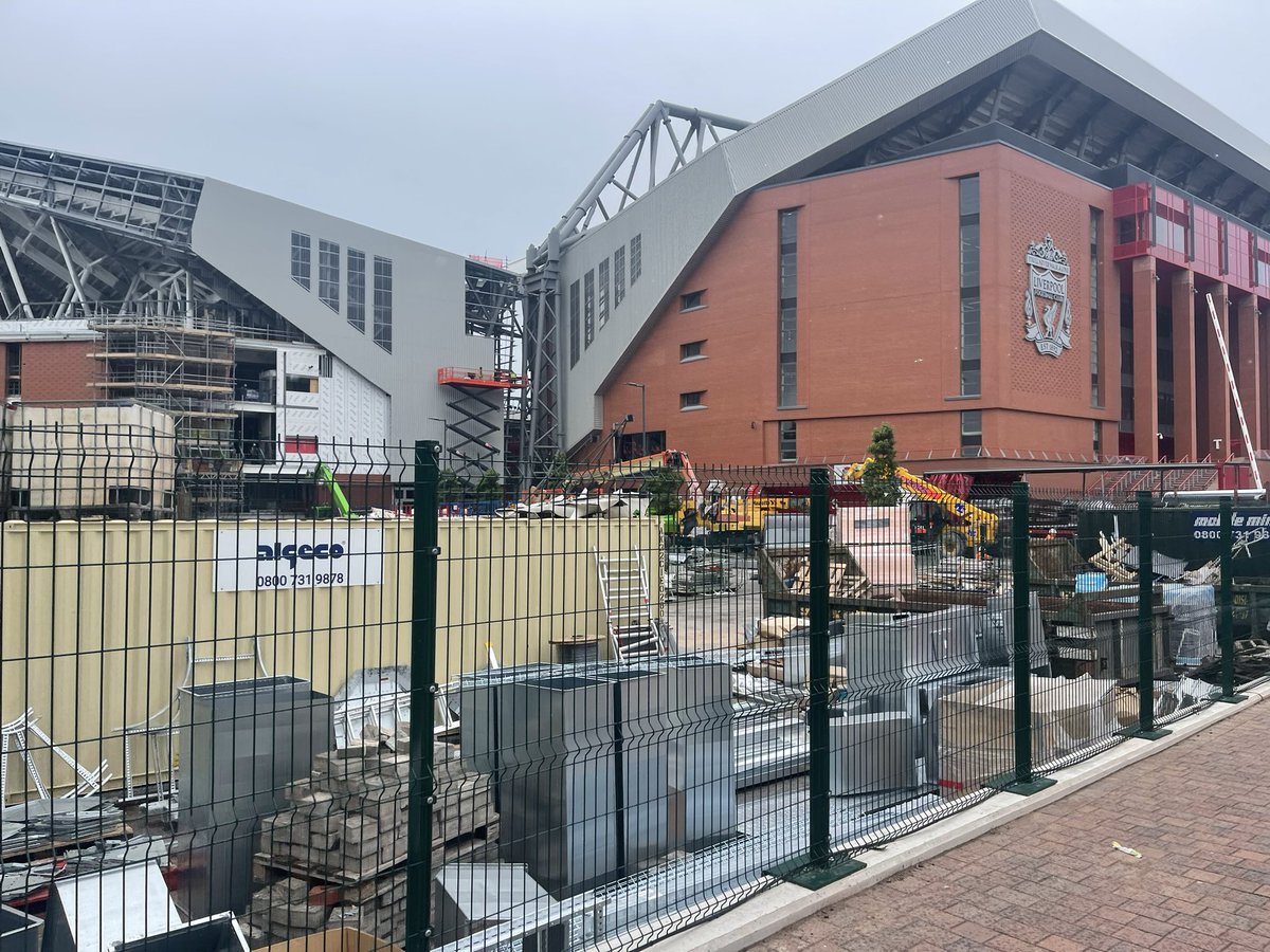 stedychefs's tweet photo. Meeting today to discuss the upcoming season for some of our existing chefs⚽️🔴⚽️,

Exciting times ahead for Liverpool Football Club and their new stand 😊 #reliefstaff #hospitality https://t.co/vv1zqXGx25