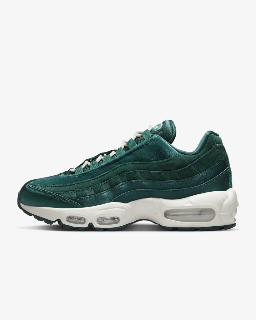 sneakersteal's tweet photo. Women's Nike Air Max 95 Velvet 'Atomic Teal' $76.77 Free Shipping

https://t.co/vpU5bLaFh5 https://t.co/0UIQAobcpg