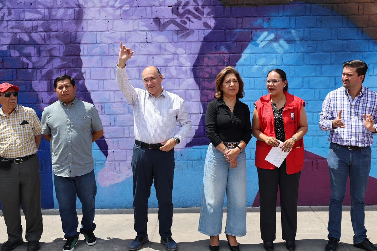 DIFMunicipalSLP's tweet photo. Este lunes se inauguró el Mural “La Tejedora” en el Centro de Atención Familiar CAF Reforma. En honor a las actividades que se realizan en este lugar.
#PoSÍble #ContigoSí #SanLuisPotosí #DIFSLP #SLP https://t.co/aH6Pk3YJHC