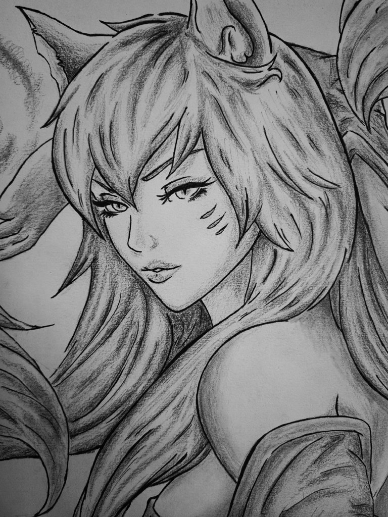 _shadow_95's tweet photo. Ahri de League of Legends terminada en el directito de hoy ✨ 
Como siempre un placer pasar el tiempo con todos vosotros dibujando y pasando tiempo juntos! Próximamente veremos cual es el siguiente dibujo! 😺❤️✨

#ahri #LeagueOfLegends #draw #tradicional #game #twitch https://t.co/d4akQYFjvR