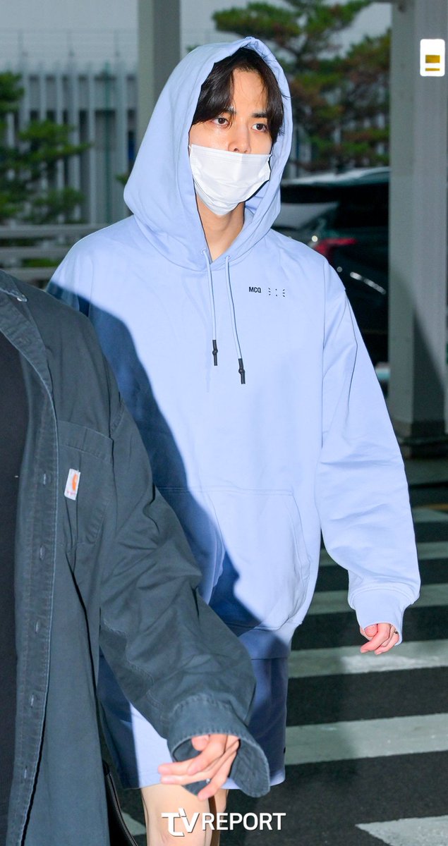 eternallyksw's tweet photo. [📸] 230711 #THEBOYZ at Incheon Airport leaving for Manila, Philippines 

#더보이즈 @WE_THE_BOYZ https://t.co/V7ZvzyMxRf