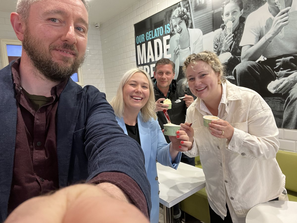 Getting our sugar fix in at <a href="/GinosGelato/">Gino's Gelato</a>  on our way to <a href="/ScreenIreland/">Screen Ireland</a> @davisnero <a href="/SeanBreathnach/">Seán Breathnach</a> #philippadunne