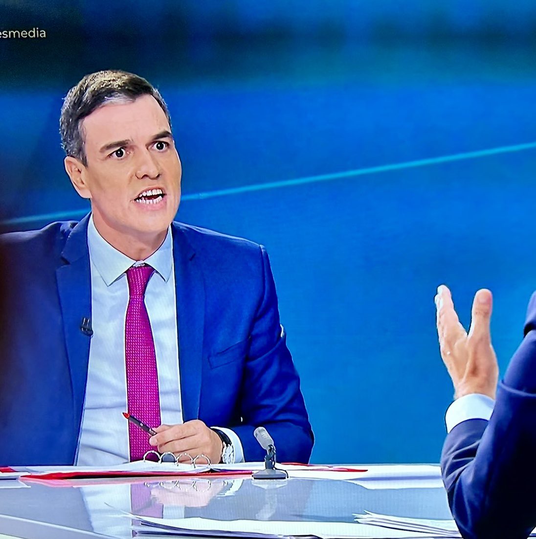 GonzaloAltozano's tweet photo. ¿Y tú te lo preguntas?

Sanchismo eres tú. https://t.co/Ml0LJg7HL6