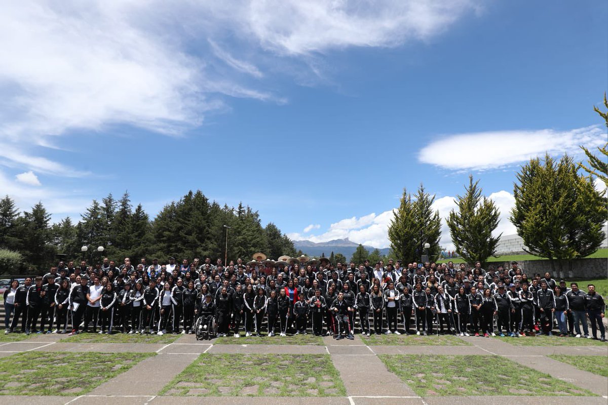ivetiga's tweet photo. En un mundo que a menudo parece dividido, el deporte nos devuelve la esperanza y nos recuerda que juntos somos más fuertes. https://t.co/6ofSdyLknq