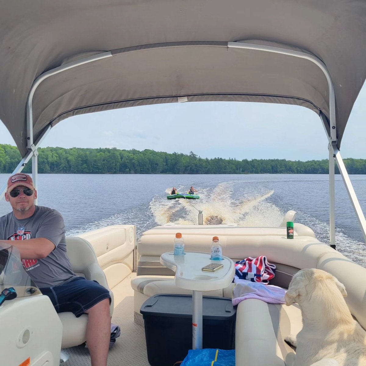 Johnnystapes1's tweet photo. Fun Time on Moose Lake! https://t.co/zC0gOL7M0O