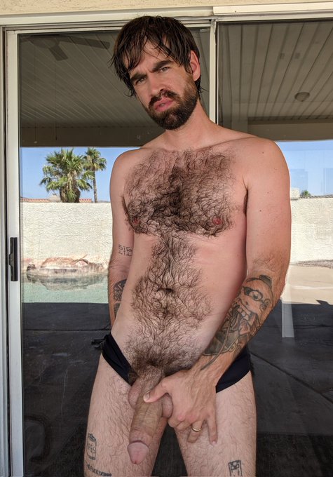 Care to go for a swim? https://t.co/nzaJabYzq4