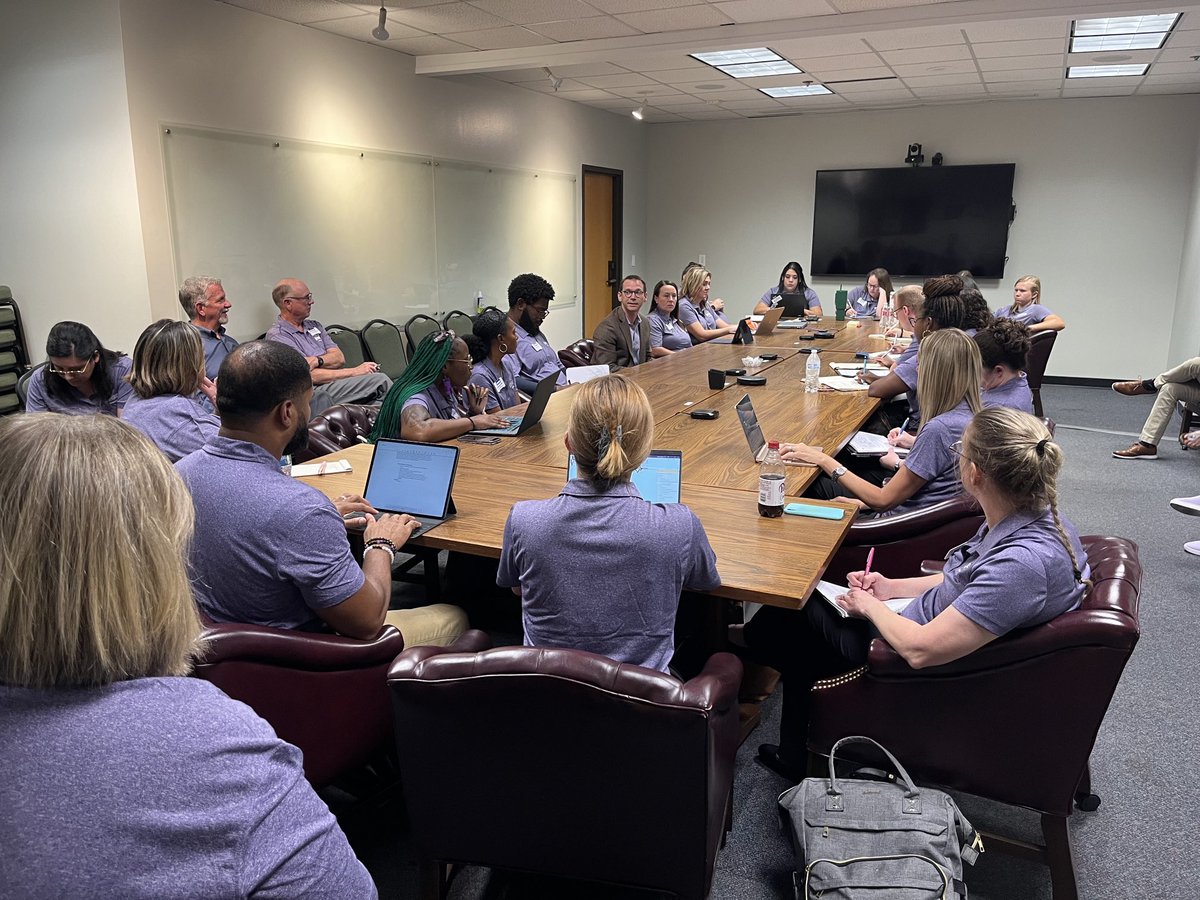 HammondsCraig's tweet photo. Great first day for @UMHB_COE EdD Cohort 17 included meetings with @UMHB President Dr Randy O”Rear, TX House Public Education Committee Chair Rep Brad Buckley, ESC Region 12 Executive Director Dr Jerry Maze, and TEA Commissioner Mike Morath. #UMHBCOE https://t.co/lrtOCGTDMU