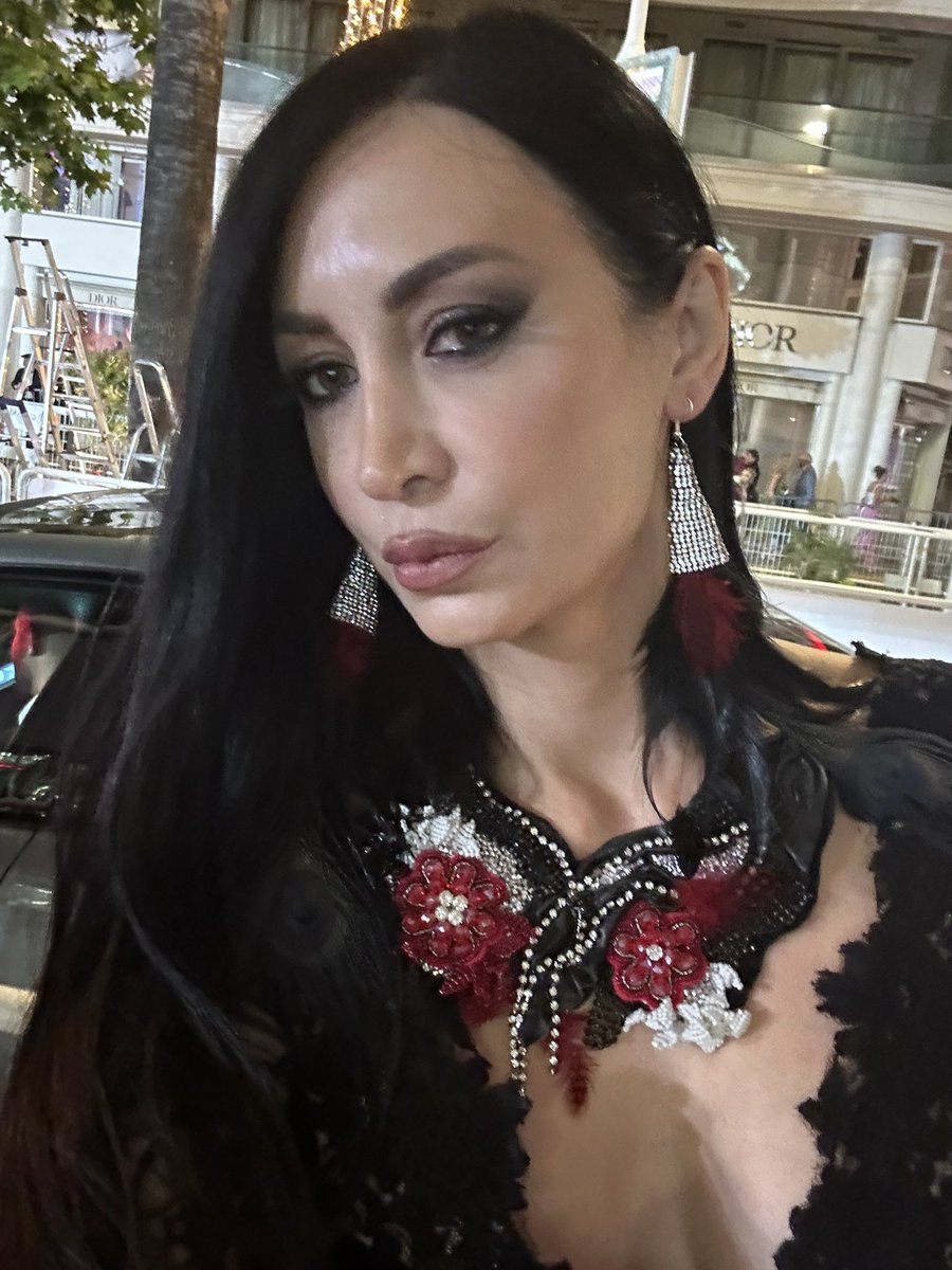 RSALPAGAROVA's tweet photo. #makup #nofilter #blog #promakeup https://t.co/WD43zCwUdM