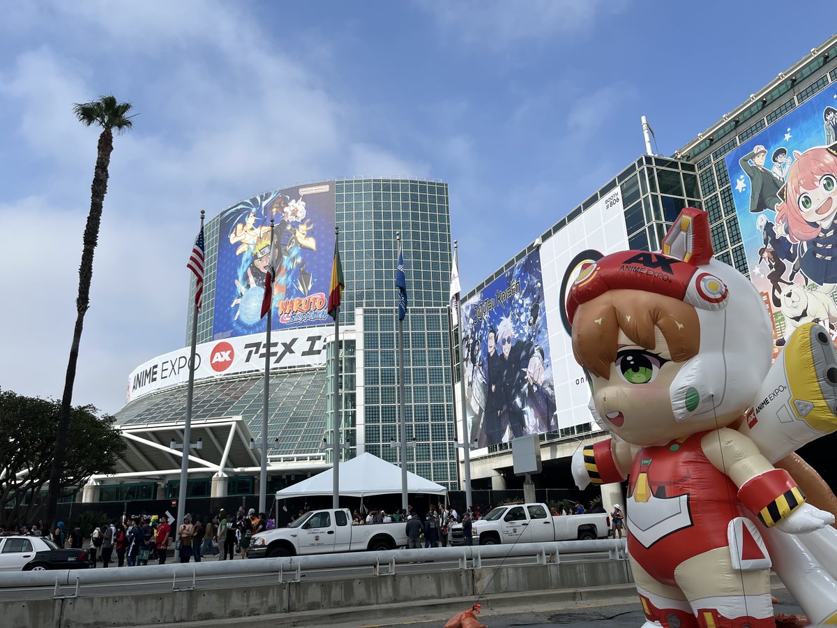 ✨NEW BLOG POST✨
Anime Expo 2023: Industry Noob Edition

For those who're interested in what it's like to go to a big convention like AX as a small industry insider but also a fan! Lots of fun, and even more business! 

Read more here 👇
bit.ly/46ENRHl

#animeexpo2023