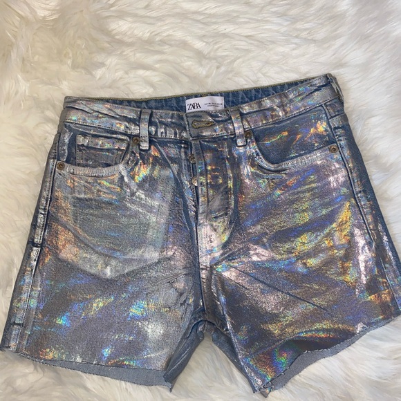 GrantmeA's tweet photo. So good I had to share! Check out all the items I'm loving on @Poshmarkapp #poshmark #fashion #style #shopmycloset #zara #underarmour #fashionnova: https://t.co/5EW3MpBDTO https://t.co/DiCVY9NYQp